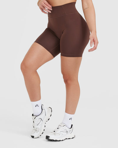 Timeless High Waisted Shorts 6" | Espresso